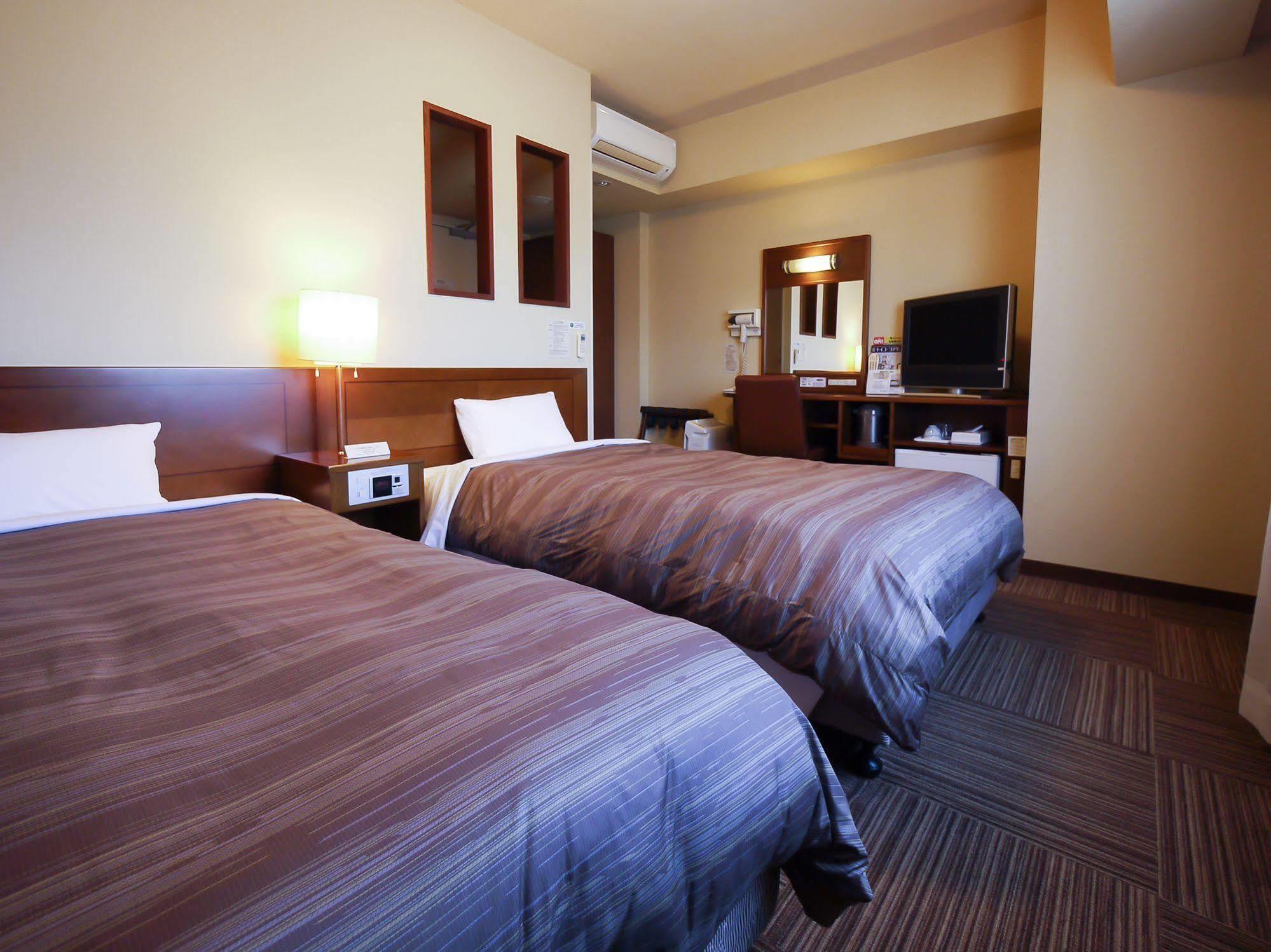 Hotel Route-Inn Gotenba Eki-Minami Kültér fotó